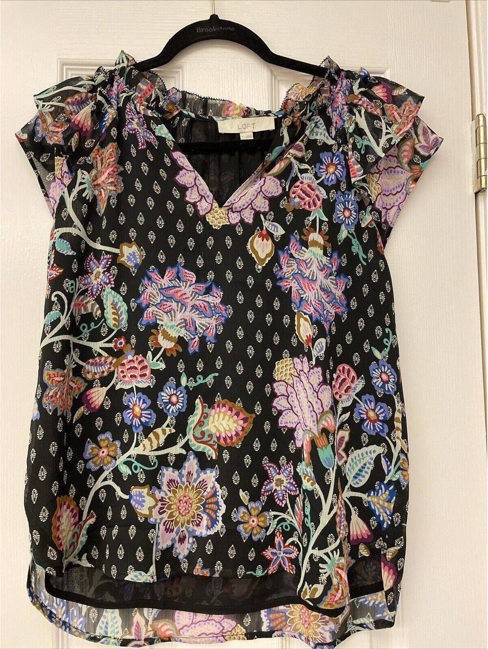 Ann Taylor Loft Black Sleeveless Floral Chiffon Top. Size XS. Work Office Casual